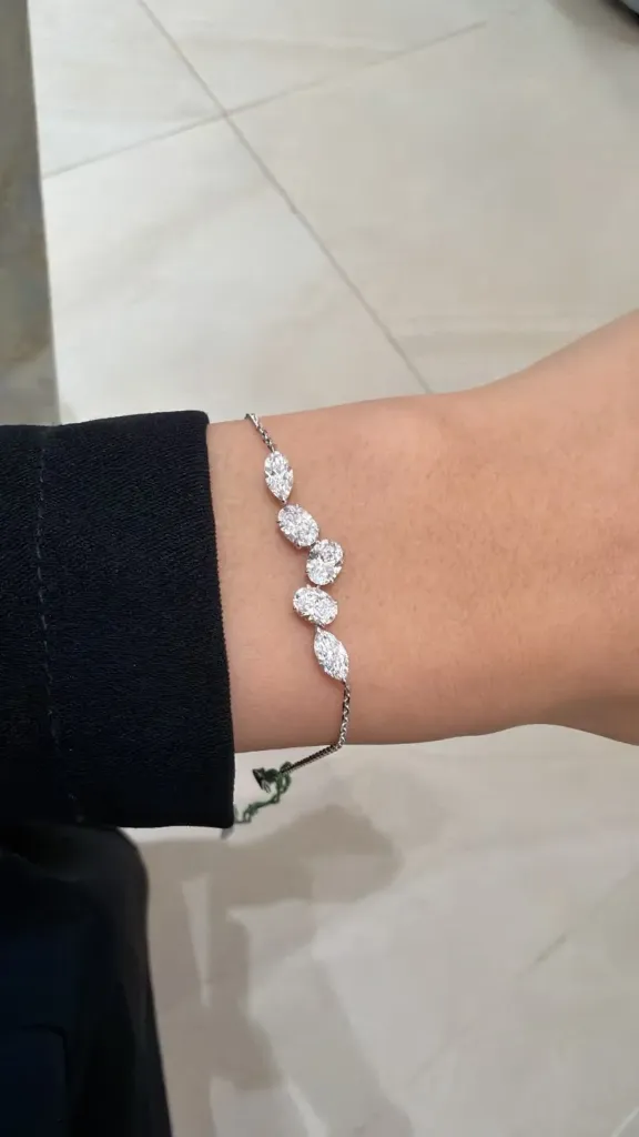 OVAL  BRACELET