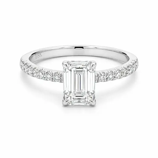 [KR19614EC100] Emerald Pavé Diamond Ring